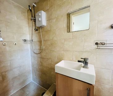 5 bedroom house to rent Bensham Lane, CR7 - Photo 3