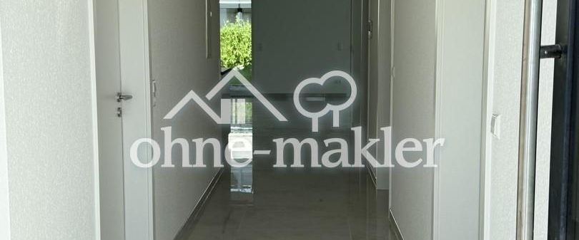 Erstbezug Neubau Doppelhauswohnung - Photo 1