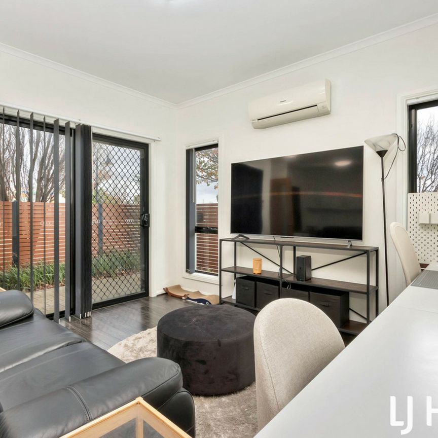 Convenient location! - Photo 1