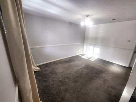 2 bedroom end of terrace house to rent - Photo 2