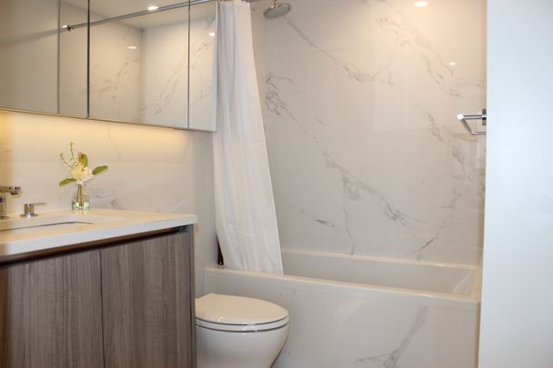 For Lease - 27 Mcmahon Drive Unit# 1506, Toronto, Ontario - Photo 1