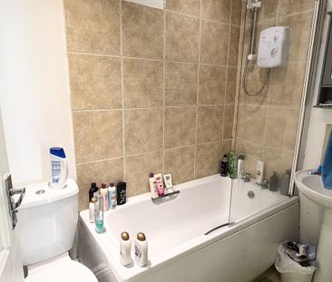 1 bedroom semi-detached house to rent - Photo 6