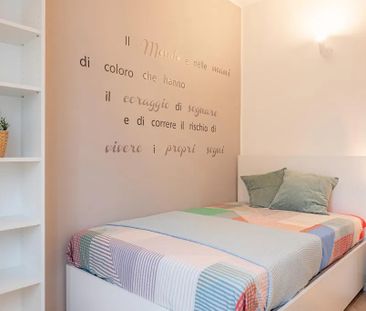 Via Filippo Sassetti, Milan, Lombardy 20124 - Photo 5