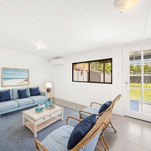 13a Short Street, Woody Point QLD 4019 - Studio For Rent | Domain - Photo 2