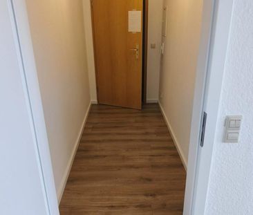 Erstbezug nach Renovierung - große 3 Raum Wohnung - Photo 3