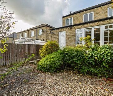 3 bedroom semi-detached house to rent - Photo 2