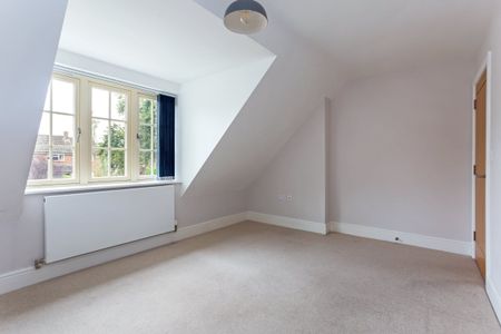 4 bedroom detached house to rent - Photo 4