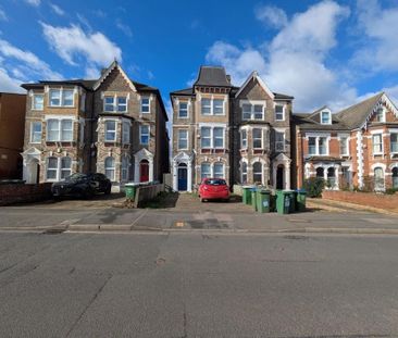 1 bedroom house of multiple occupation to rent - Photo 2