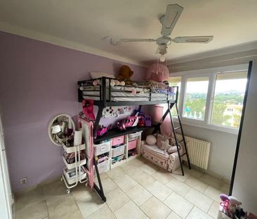 Location Appartement 4 pièces 70m² - Photo 4