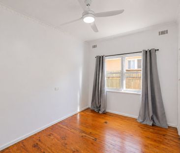Neat 3 bedroom home - Photo 2