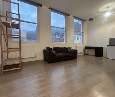 Church Gate - Photo 1