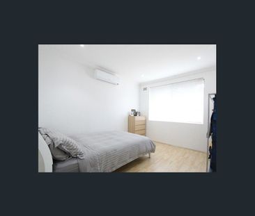 STYLE AND LOCATION - Photo 1