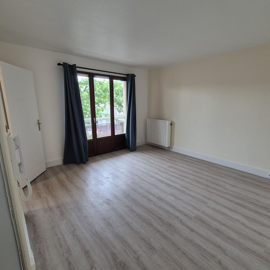 Location Appartement 3 pièces 48m² CHAMPIGNY SUR MARNE 94500 - Photo 1