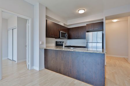 2 Bedrooms + Den - Photo 3