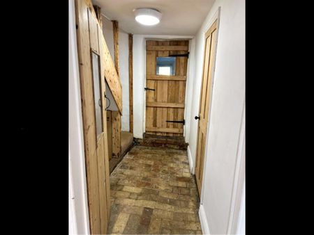 2 bedroom terraced house to rent - Photo 4