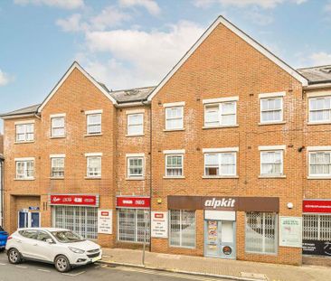 2 bedroom flat to rent - Photo 4