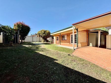 Home For Rent - Photo 3