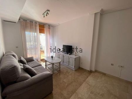 Alquiler de piso en Calle los Girasoles - Photo 4