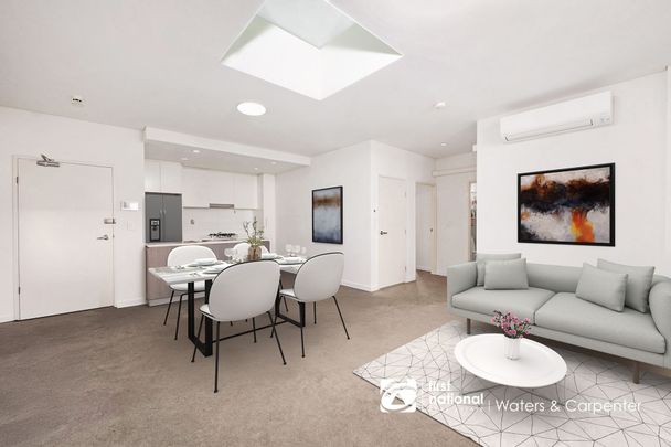 2 BEDROOM MODERN APARTMENT - Photo 1