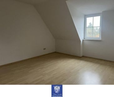 Individuelle Dachwohnung mit Balkon und optimalen Grundriss in lÃ¤n... - Foto 6