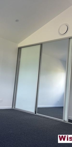 3-Bedroom Modern Townhouse - Photo 1