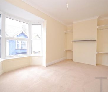 2 bedroom end of terrace house to rent - Photo 6