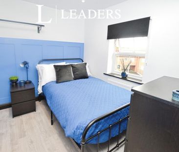 1 bedroom in a house share to rent - Photo 4