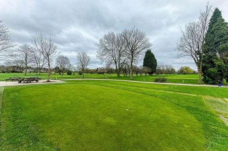 Church Road, Urmston, Manchester, M41 - Photo 2