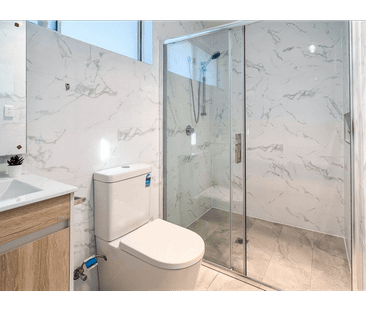 Modern 2 Bedroom, 2 Bathroom Granny Flat with Private Access – Aubu... - Photo 3