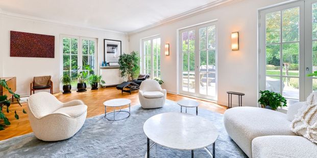 Woning te huur in Ukkel voor € 7.950 met 8 slaapkamers - Foto 1