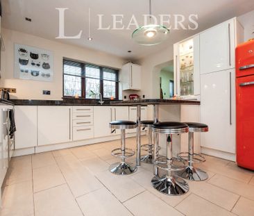 4 bedroom house to rent Sleaford Close, Grange Park, SN5 - Photo 6