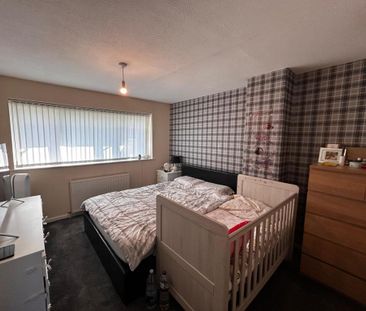 3 bedroom semi-detached house to rent - Photo 3