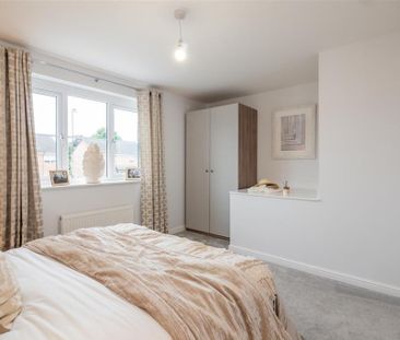 2 bedroom semi-detached house to rent - Photo 5