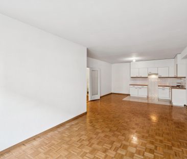 Appartement de 3 pièces situé en plein centre-ville - Photo 3