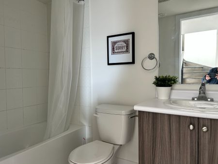 For Lease - 20 Dunsheath Way Unit# 304, Markham, Ontario - Photo 2