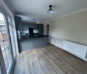 3 bed detached house to rent in Barry Walk, Peterborough, PE2 - Photo 1