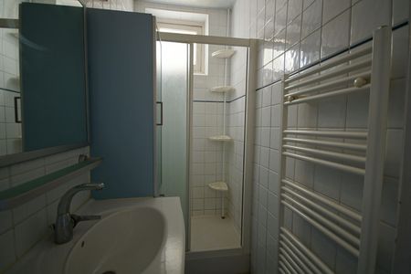 Location Appartement 3 pièces 61m² - Photo 4