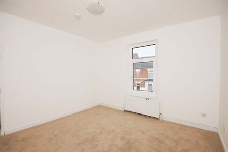 Hollowgate - Photo 3