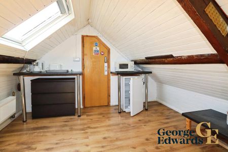 1 bedroom in a house share to rent - Photo 5