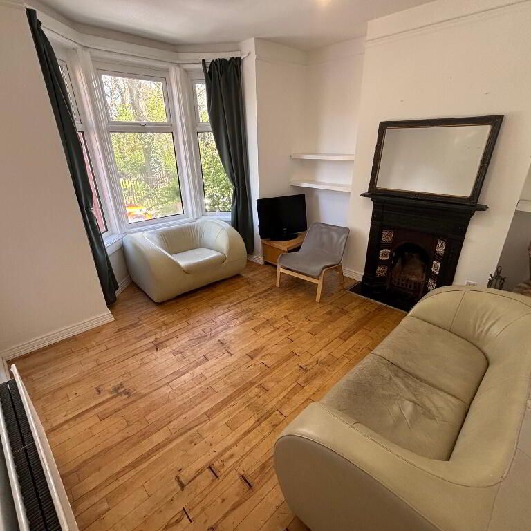 37a Colenso Parade, Belfast, BT9 5AN - Photo 1