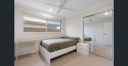 Modern Family Home - Photo 4