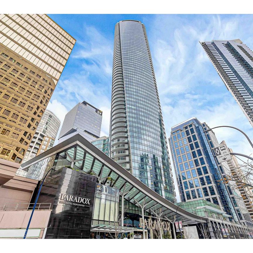 1151 W GEORGIA STREET, Vancouver, British Columbia - Photo 1