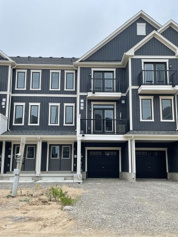 For Lease - 27 St Lawrence Road, Haldimand, Ontario - Photo 2