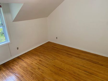 For Lease - 348 University Avenue, Cobourg, Ontario - Photo 3