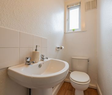 Headingley Avenue, Leeds - Photo 2