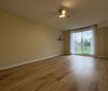 For Lease - 60 CLOVERLEAF Drive Unit# 2, Hamilton, Ontario - Photo 2
