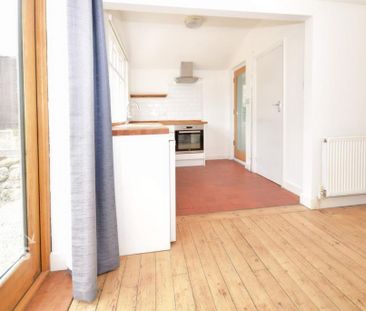 2 bedroom detached bungalow to rent - Photo 5