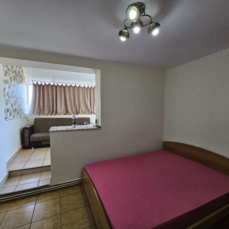 Inchiriere garsoniera zona Kogalniceanu - Fotografie 1