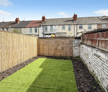 3 bedroom terraced house to rent - Photo 4