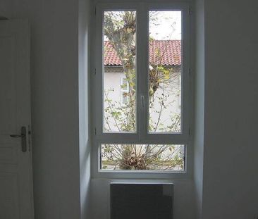 Location appartement 2 pièces 50 m² à Privas (07000) - Photo 2